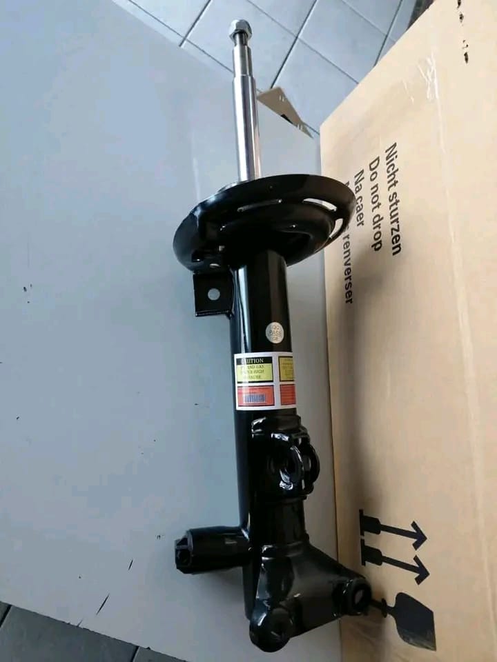 MERCEDES W204 C180 C200 C350 CGI KOMPRESSOR FRONT ELECTRIC SHOCK (C2508)(2043231000)