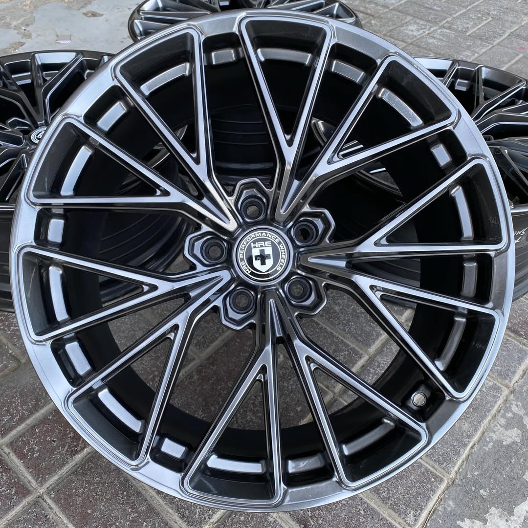 HRE Performance Sport Aluminum Wheel – Multi-Spoke Design, Black & Machined Gray